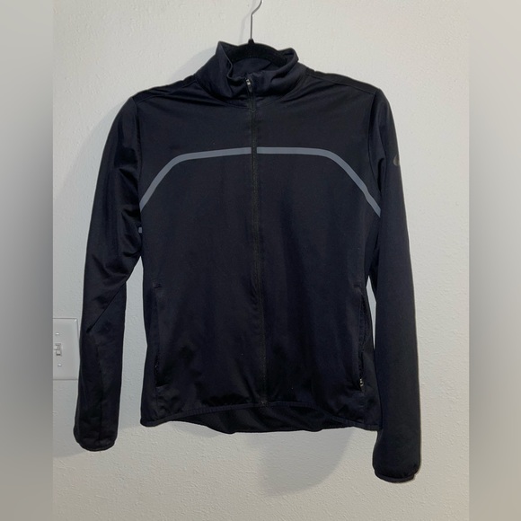 A6 - 341 NIKE shield nikeshield women’s zip up sporty jacket size medium - Picture 5 of 9